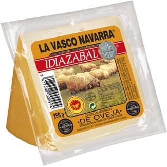 Queso de oveja ahumado elaborado con leche cruda DOP Idiazábal cuña 250 g -