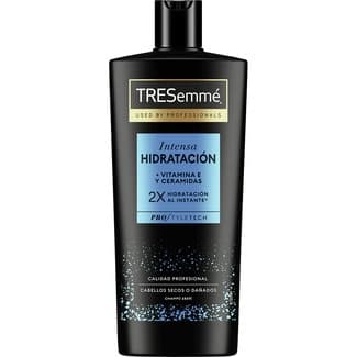 Champú Hidratación Intensa con vitamina E y ceramidas botella 685 ml para cabello seco o dañado -