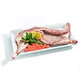 Lechazo de Castilla y León IGP por medios o enteros con cabeza y/o asadura peso aproximado pieza 7 kg