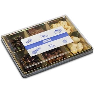 Estuche con mango y fresa en chocolate blanco + uva pasa y plátano en chocoleche + papaya y jengibre en choconegro estuche 240 g -