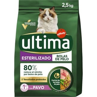 Bolas de Pelo pienso para gatos adultos esterilizados con pavo bolsa 2,5 kg -