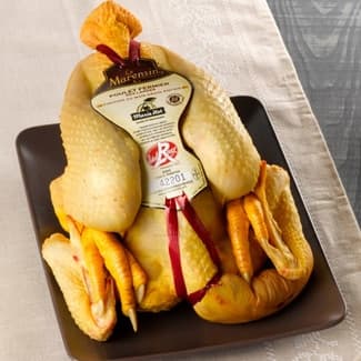 Pollo Marensín con patas y cabeza peso aproximado pieza 2 kg -