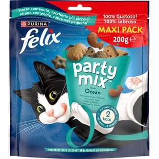 Party Mix snacks para gatos con sabor a salmón, carbonero y trucha envase 200 g -