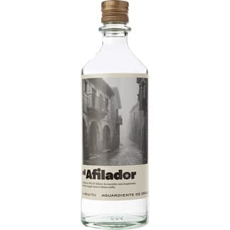 Aguardiente de orujo tradicional botella 70 cl -